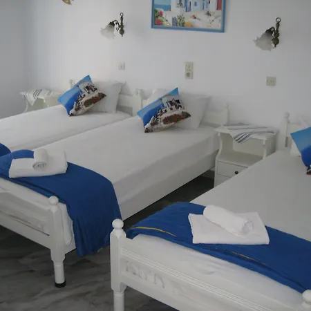 Augusta & * Naousa (Paros)