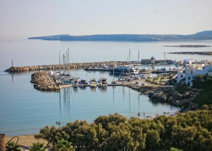 Augusta & * Naousa (Paros)